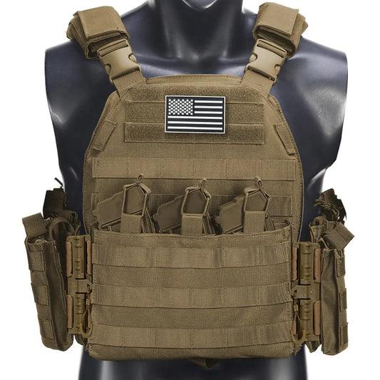 Shoulder and waist quick disassembly hunting vest with hidden triple equipment bag hanging in front and multiple accessory bags